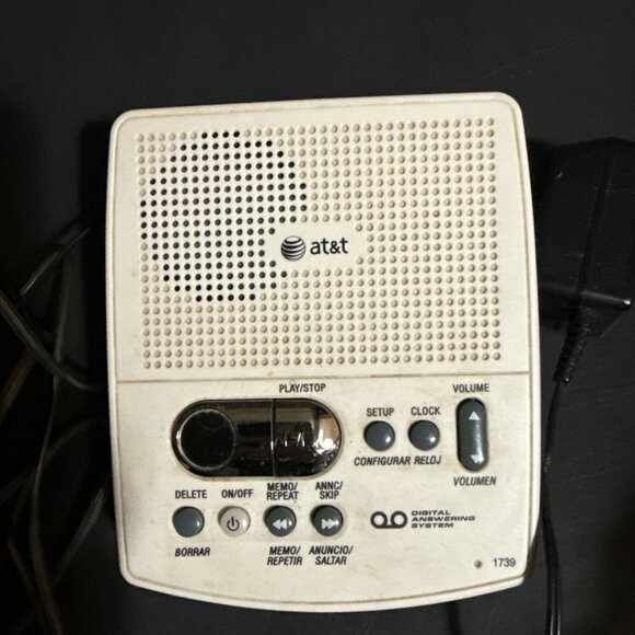 AT&T 1739 Digital Answering Machine System w Time/Day White TESTED AND WORKS - Picture 2 of 10